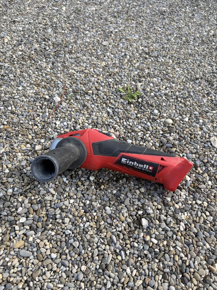 Einhell Tutte le macchine: DEFEKT Einhell Akku Winkelschleifer – Difettoso da Gossau SG venduto da N.Damann.GmbH 1