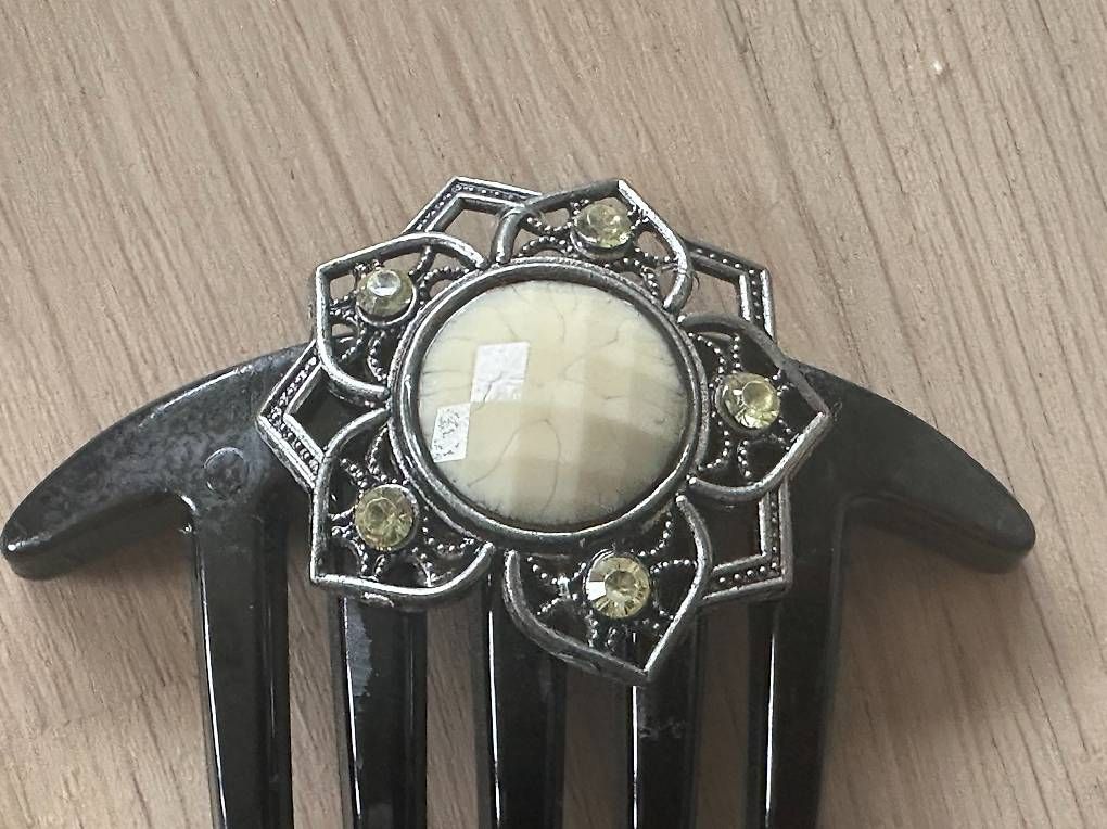 Accessori per capelli: 2 Schmuck-Haar-Kämme - TOP Zustand – Nuovo (secondo la descrizione) da Dübendorf venduto da san_tt6m 2