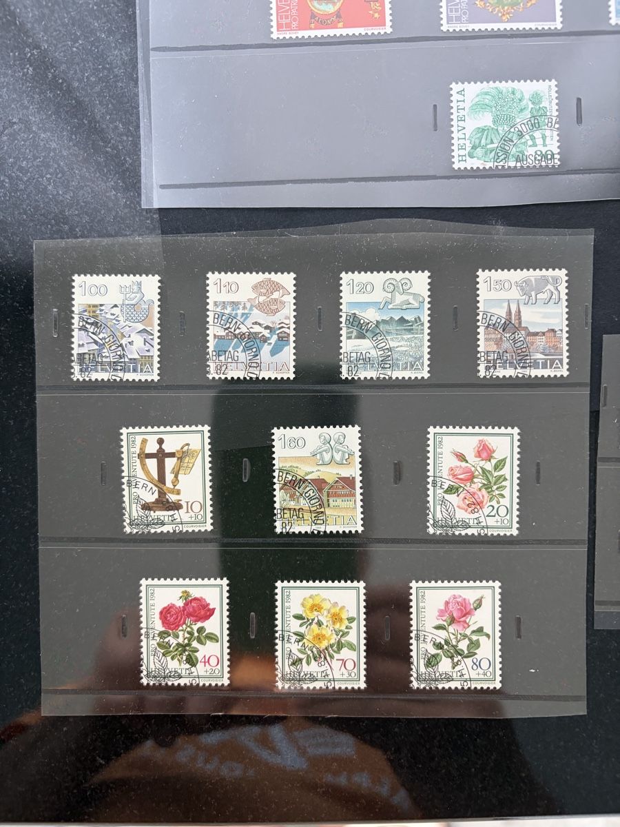 Tous les timbres: Jahressatz 1982 mit ETS PJ/PP/Werbemarken – D'occasion à Meierskappel par Hala03 1