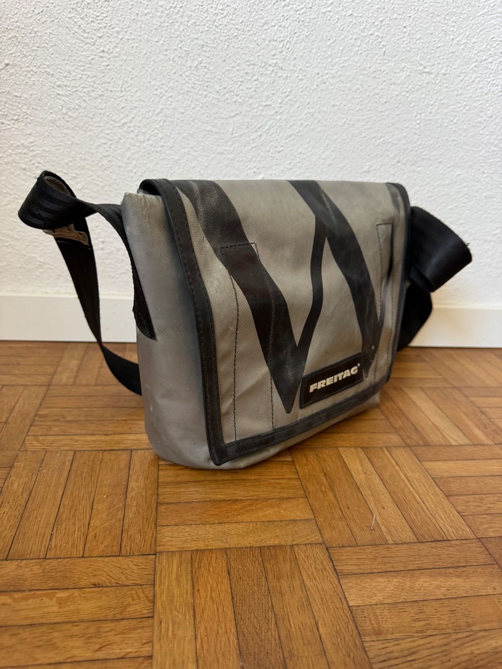 Freitag Borse: Freitag Tasche F11 Lassie – Usato da Frauenfeld venduto da guli11 1