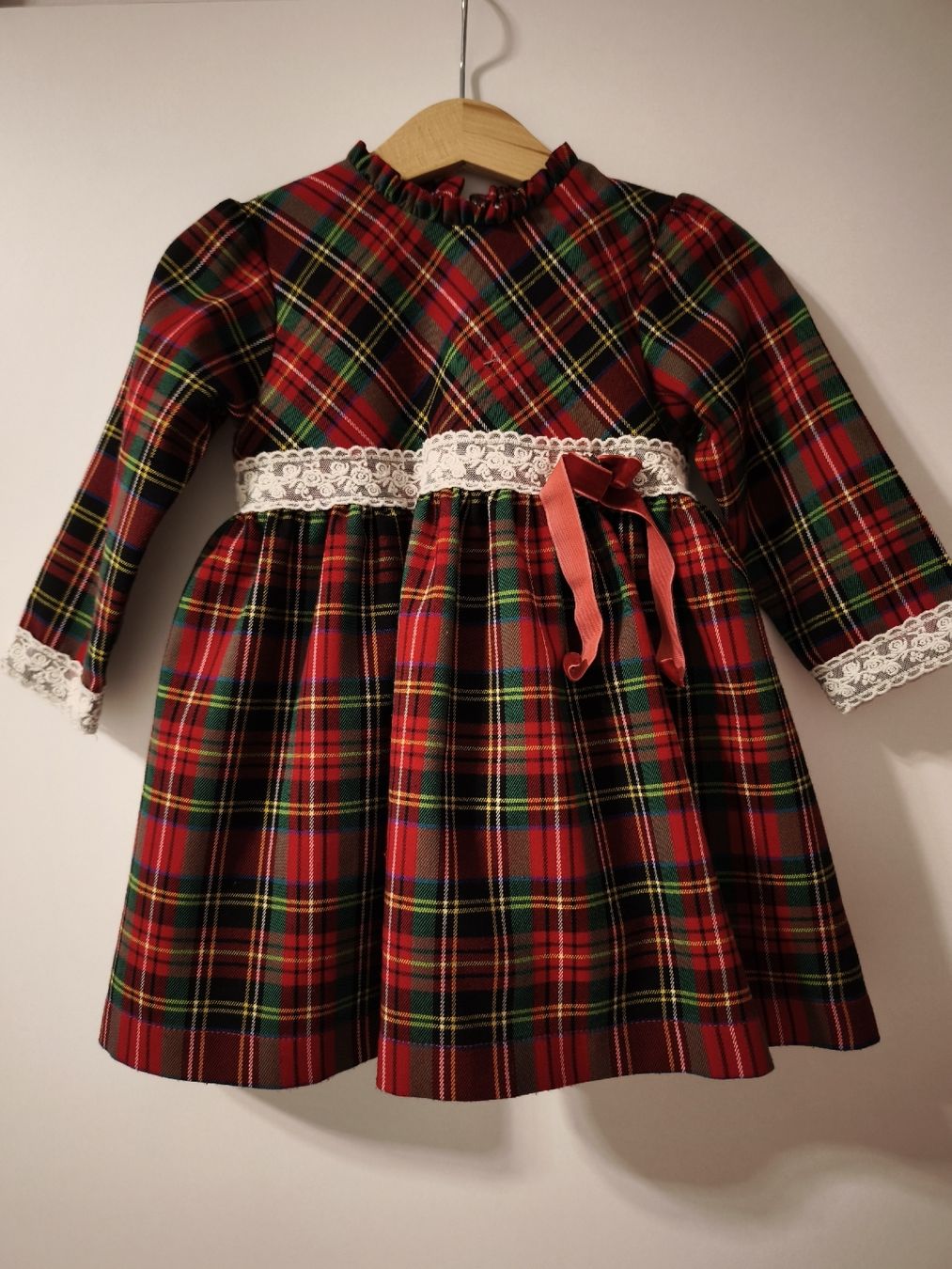 Lotti & Set di vestiti: Mädchen Christmas Kleidung set 86-92 – Usato da Studen BE venduto da Dianatorres 3