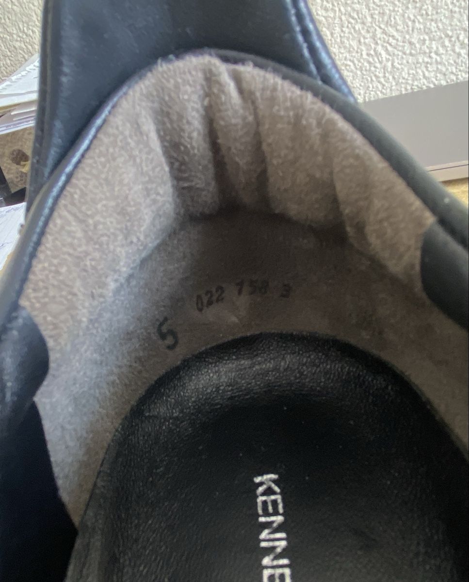 Scarpe da donna: Sneakers Damen schwarz Gr5 – Usato da Muhen venduto da Sonnenerbse 3