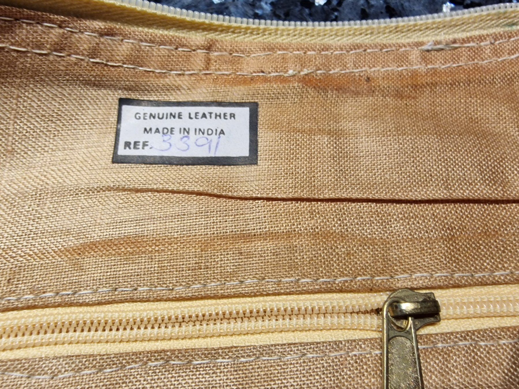 Borse da donna: 3 stück Echtleder Umhängetaschen – Nuovo (secondo la descrizione) da Uerkheim venduto da Kaufoption 4