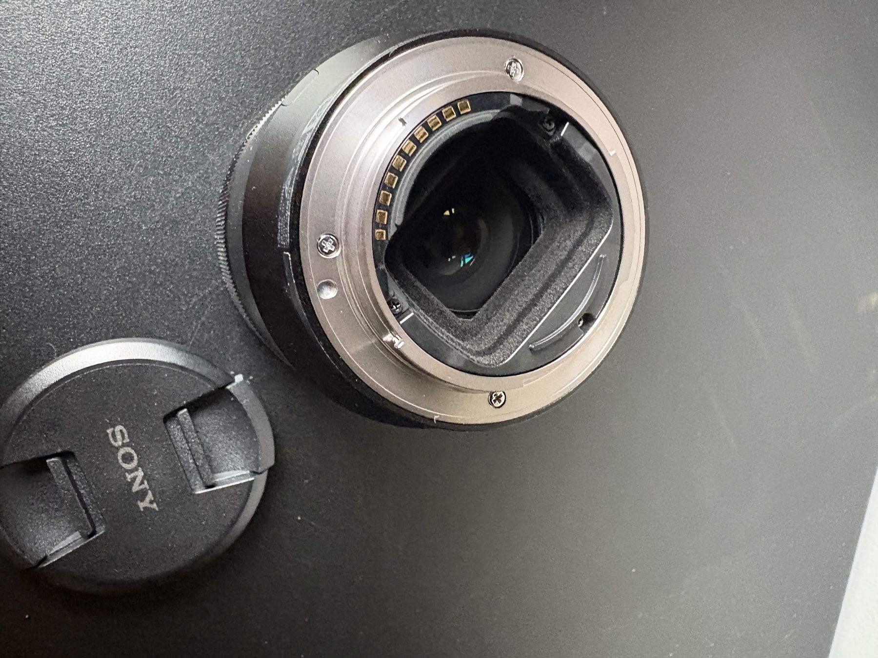 Sony Obiettivi: Sony FE 50mm f/2.8 Makro – Nuovo (secondo la descrizione) da Bern venduto da Balmii 2