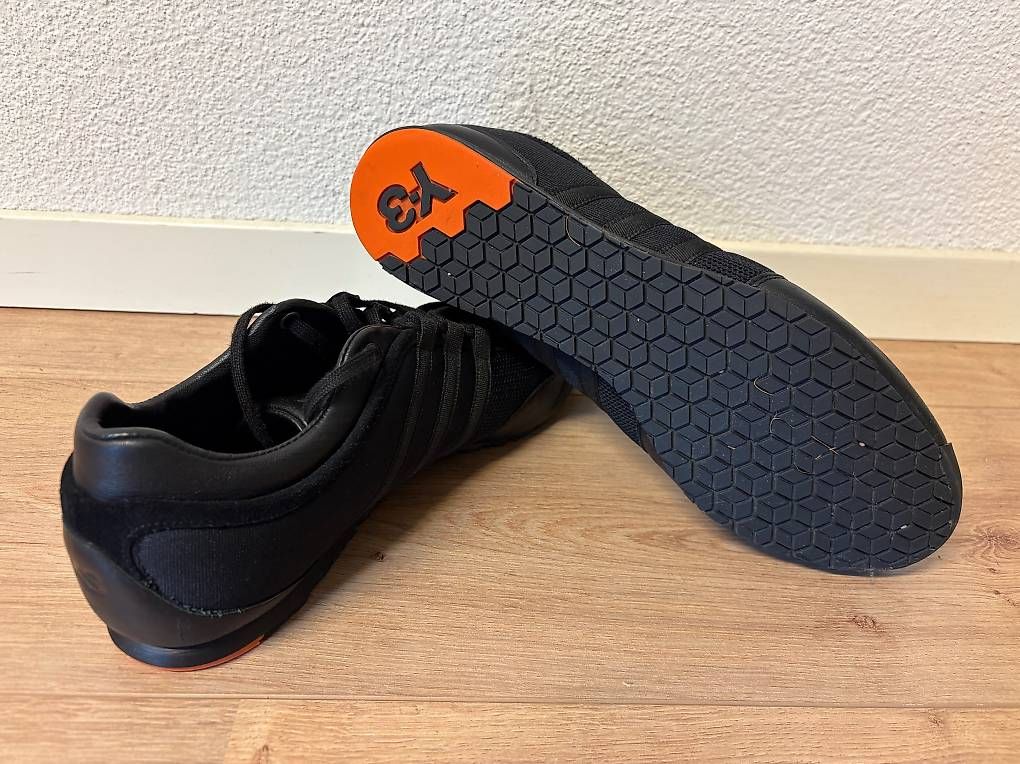 Y-3 Scarpe da uomo: Y-3 Adidas Sneaker – Usato da Luzern venduto da flaser01 2