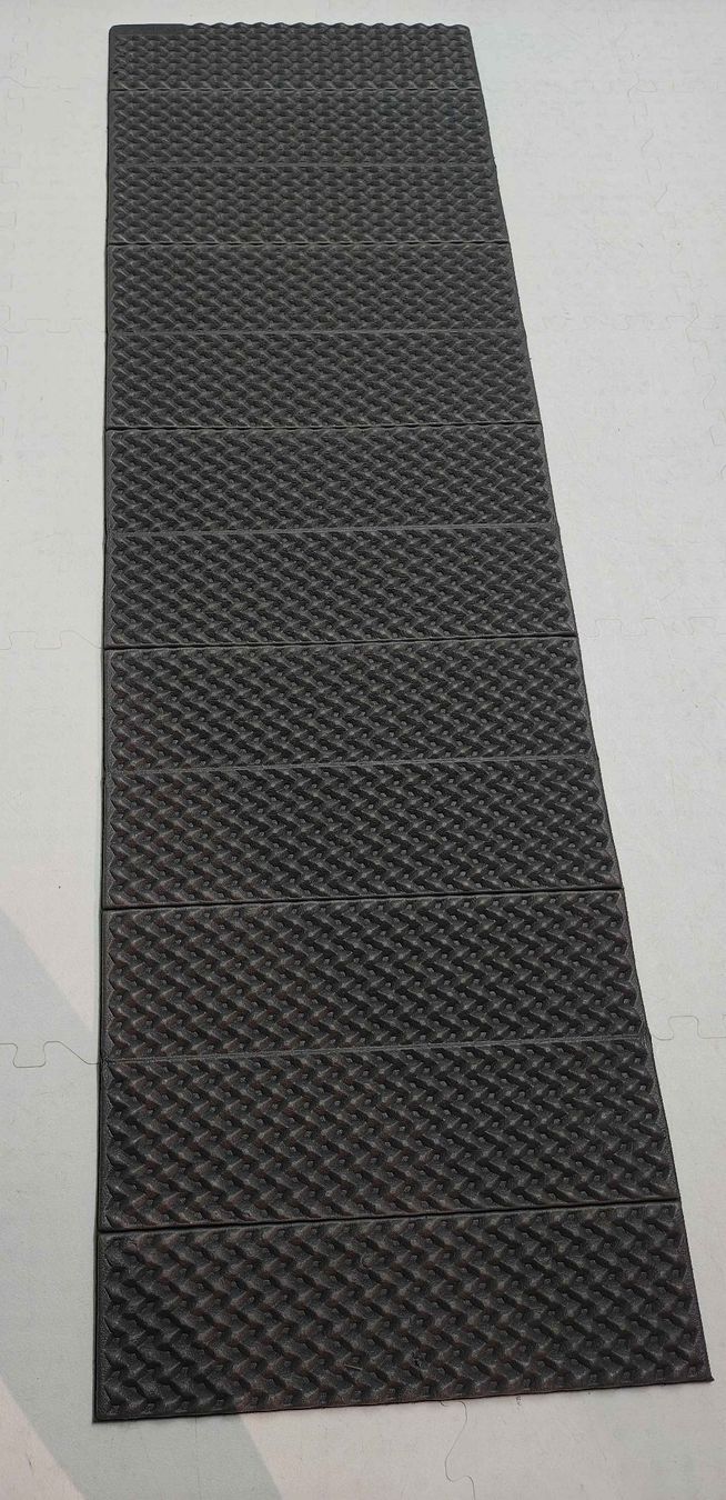 Tappetini fitness: Iso-Schlafmatte 6-teilig dunkelgrau mit Waffelmuster – Usato da Brüttisellen venduto da marylu5