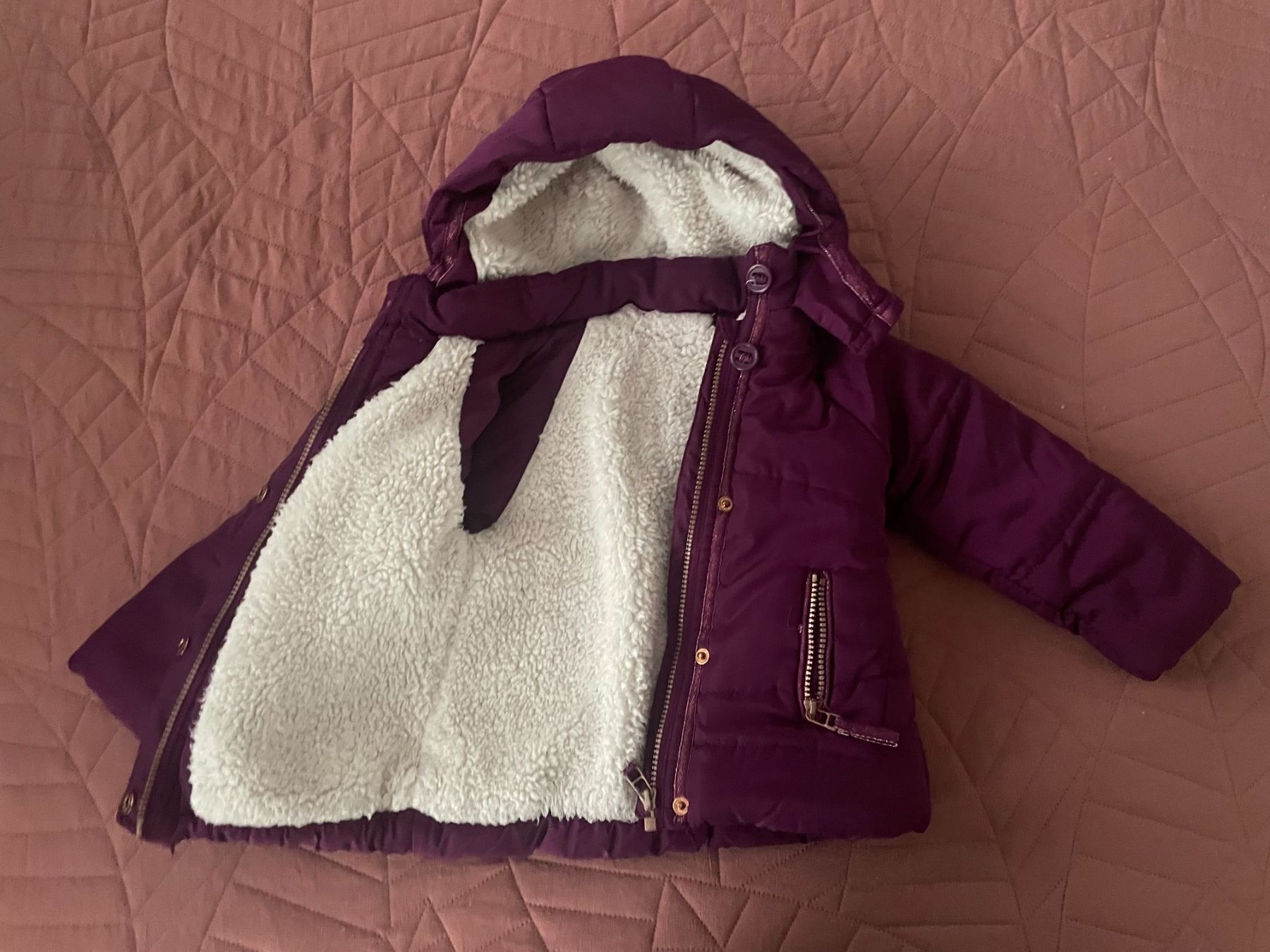 Giacche & Cappotti: warme, violette Mädchen Winterjacke – Nuovo (secondo la descrizione) da Schwyz venduto da chasemaxus88 2