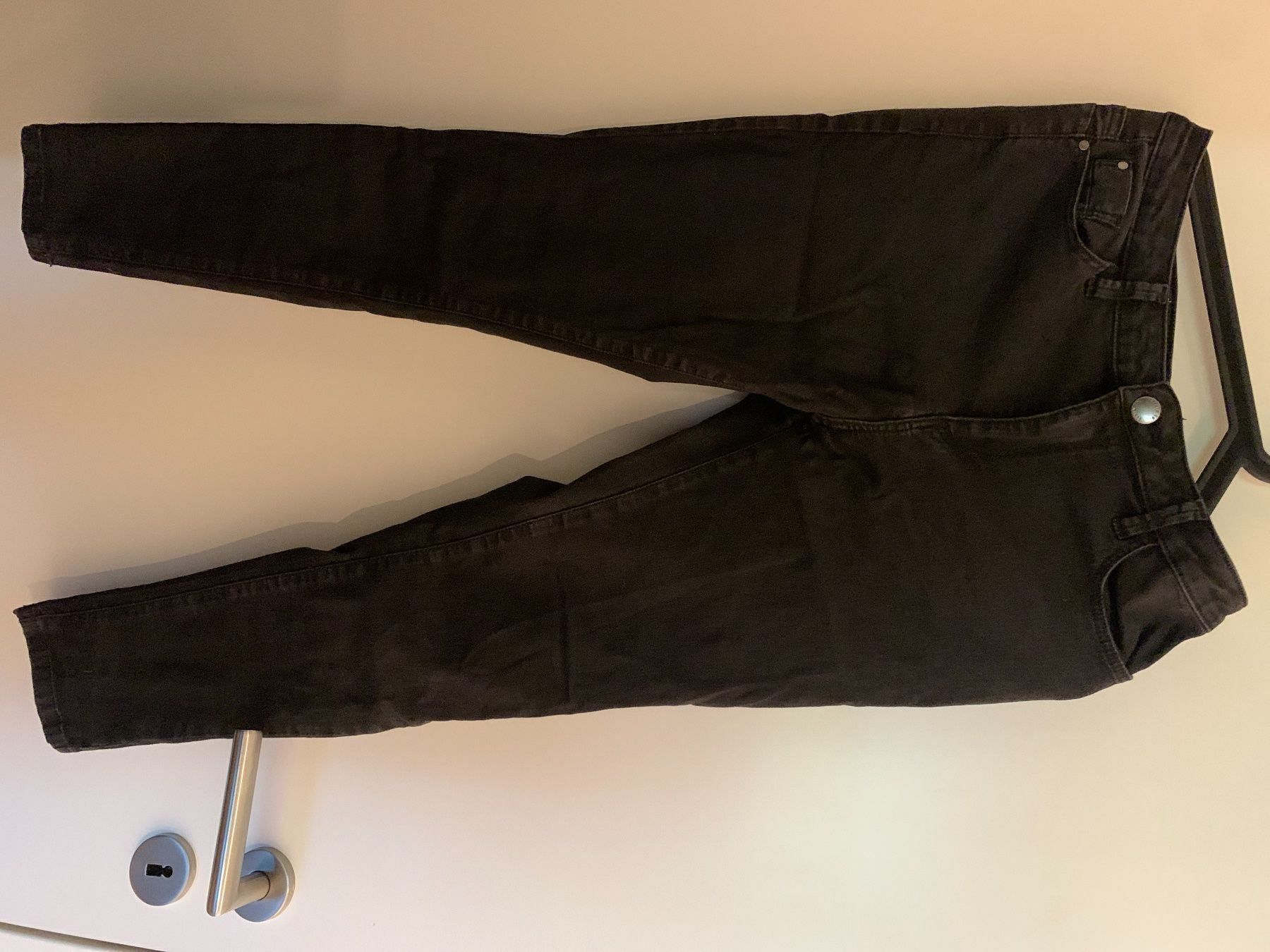 Jeans: Black Jeans – Nuovo (secondo la descrizione) da Zürich venduto da Alpen209