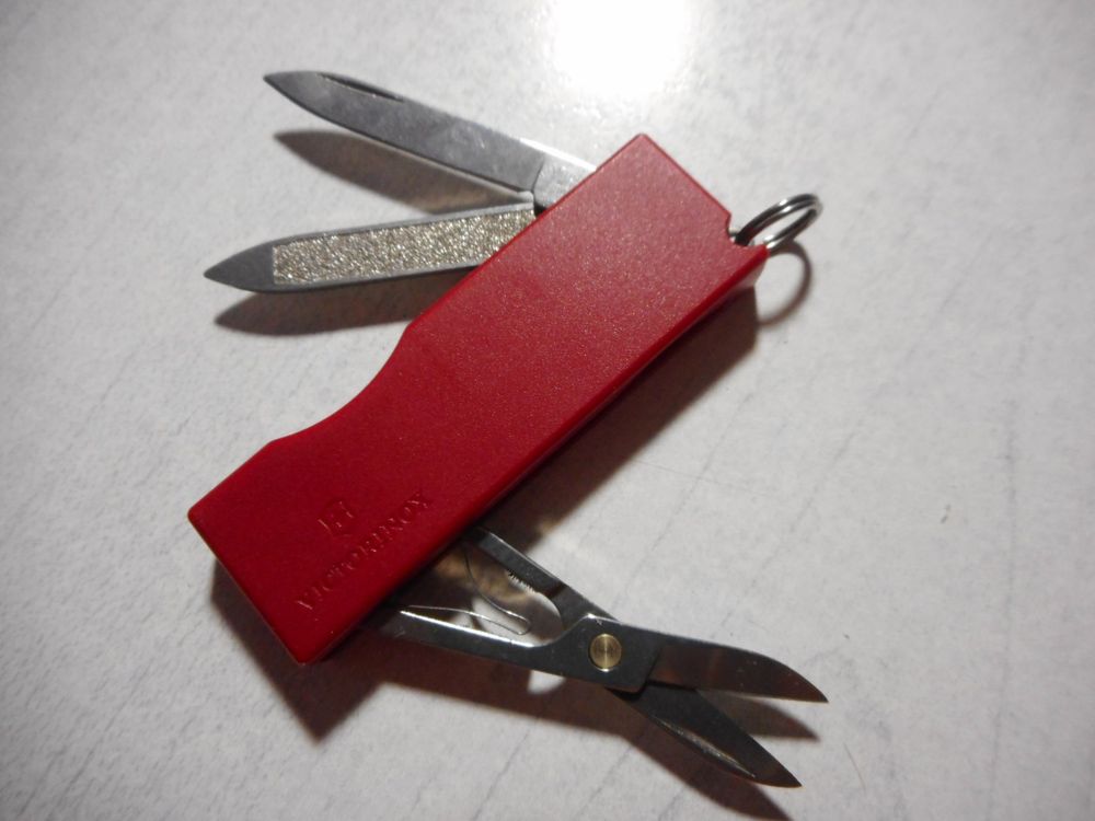 Victorinox Tomo rot Kaufen auf Ricardo