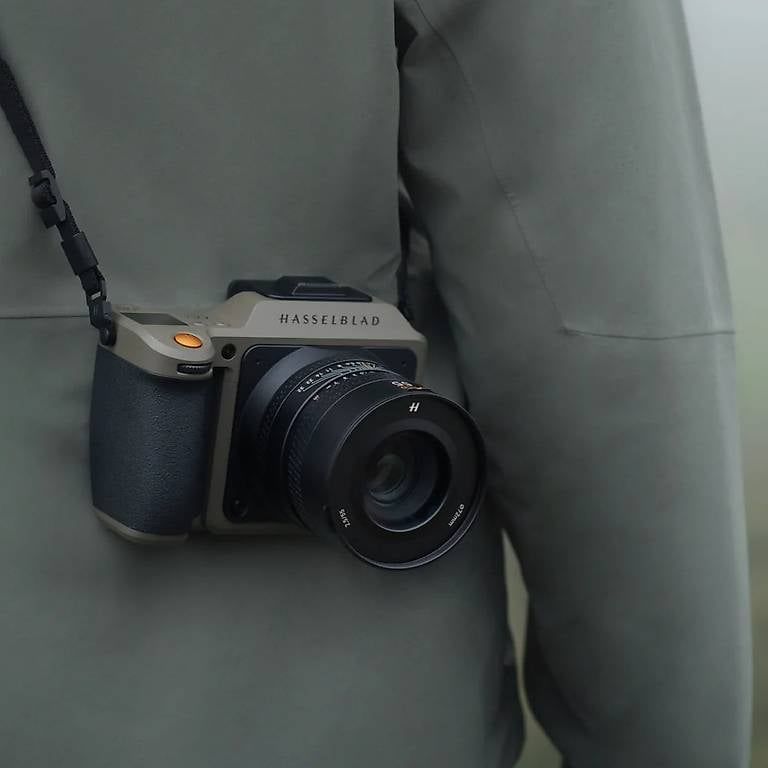 Hasselblad Fotocamera: X2D 100C Earth Explorer Limited Edition ungeöffnet – Nuovo e nell'imballaggio originale da Bottighofen venduto da korimako 4
