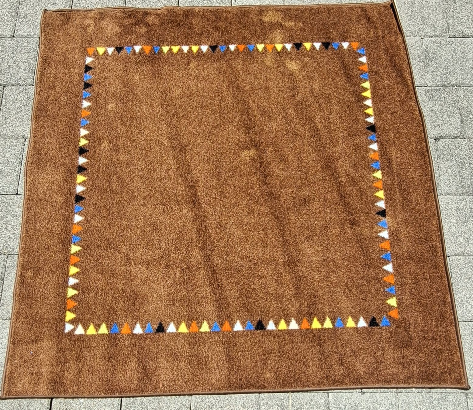 Teppiche: Kinderteppich – Gebraucht aus Ottenbach von naf_vh6n