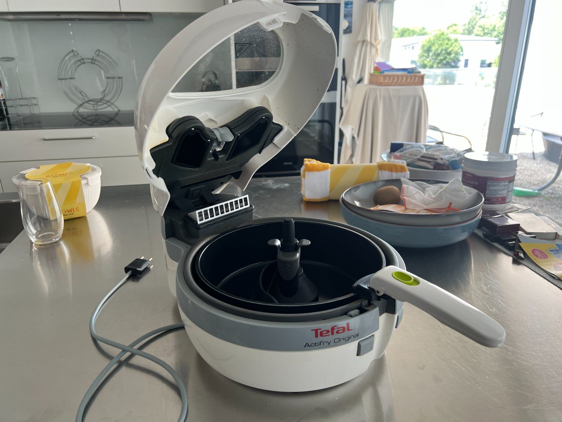 Tefal Elettrodomestici da cucina: Tefal Actifry Original – Usato da Unterengstringen venduto da MattGrieder 3