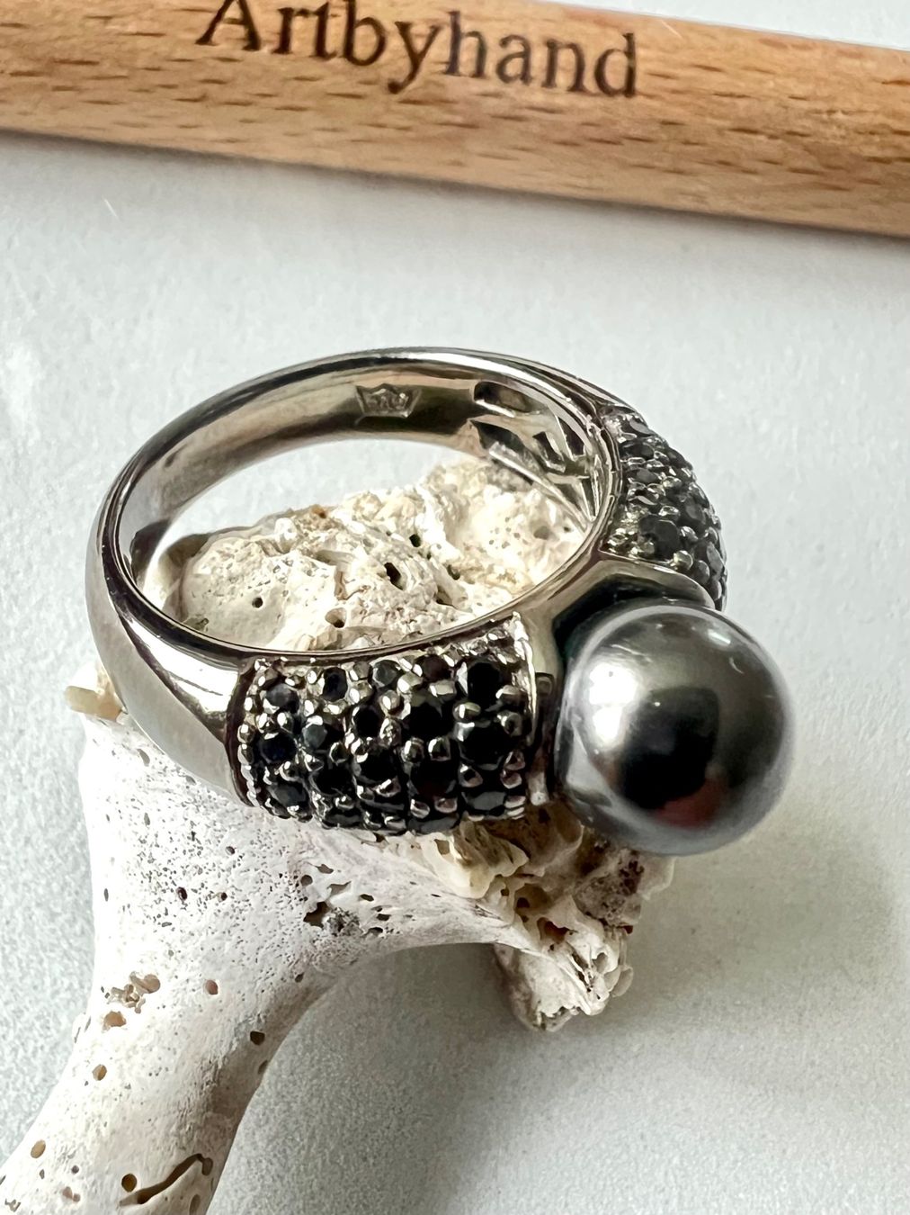 Anelli: 925 Silberring mit dunkler Zucht-Perle & Pavé Besatz – Usato da Ruswil venduto da artbyhand 4