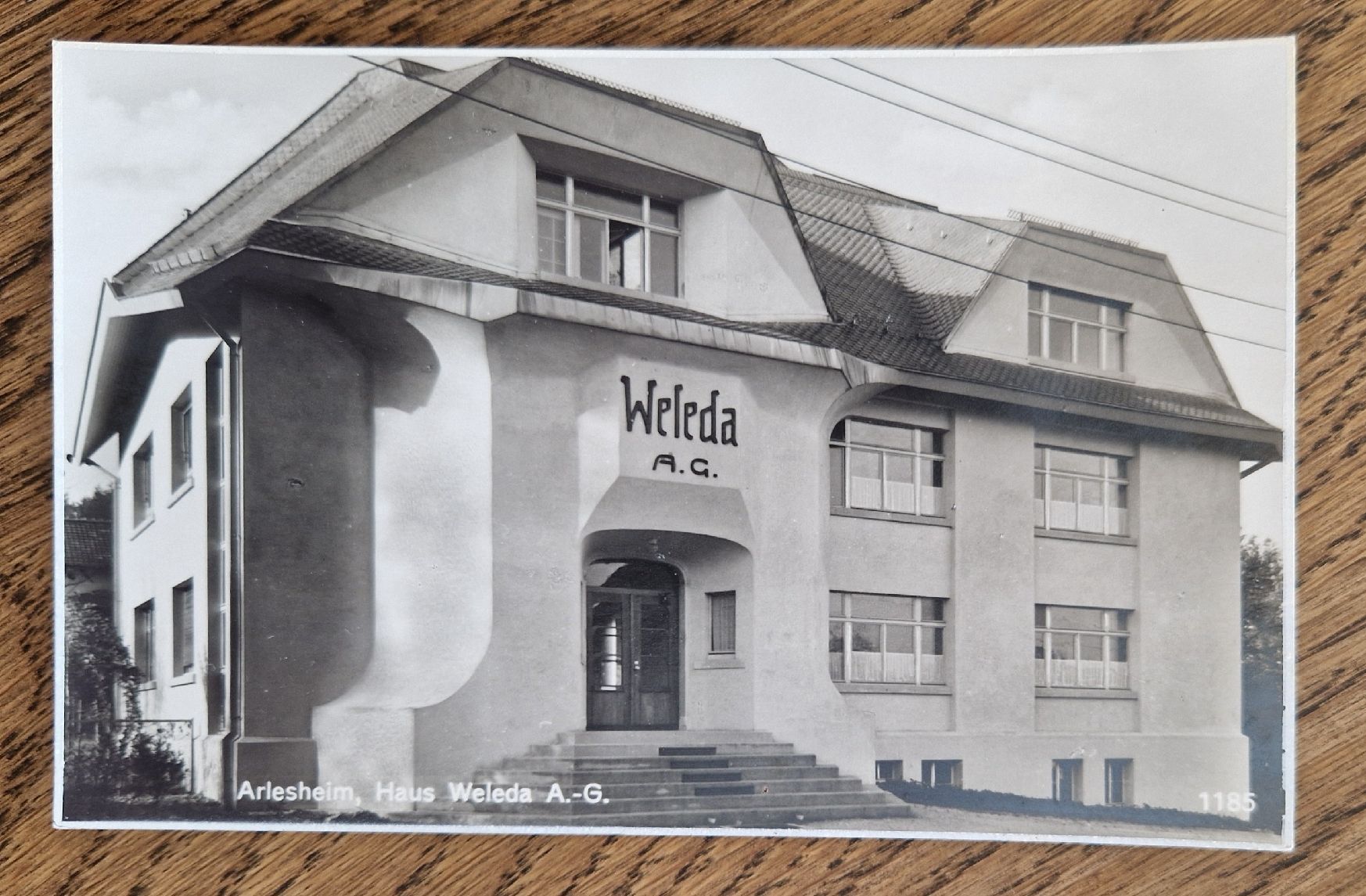 Cartoline postali: Haus Weleda AG, Arlesheim – Usato da Ebikon venduto da Donar50