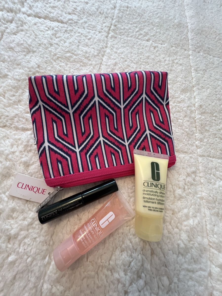 Clinique Cura del viso: NEU***CLINIQUE SET***SUPER als GESCHENK*** – Nuovo e nell'imballaggio originale da Zürich venduto da Ceca52