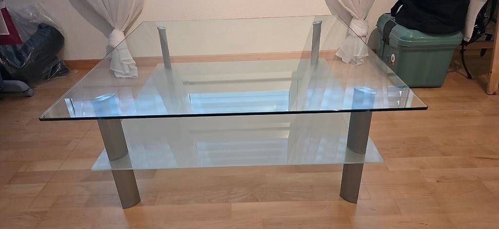 Tische: Glastisch 2 lagig – Gebraucht aus Hägendorf von RIBE60