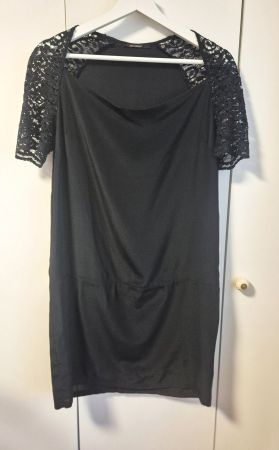 KOOKAI  🖤  kleid mit seide / schwarz   🖤 Grösse 36