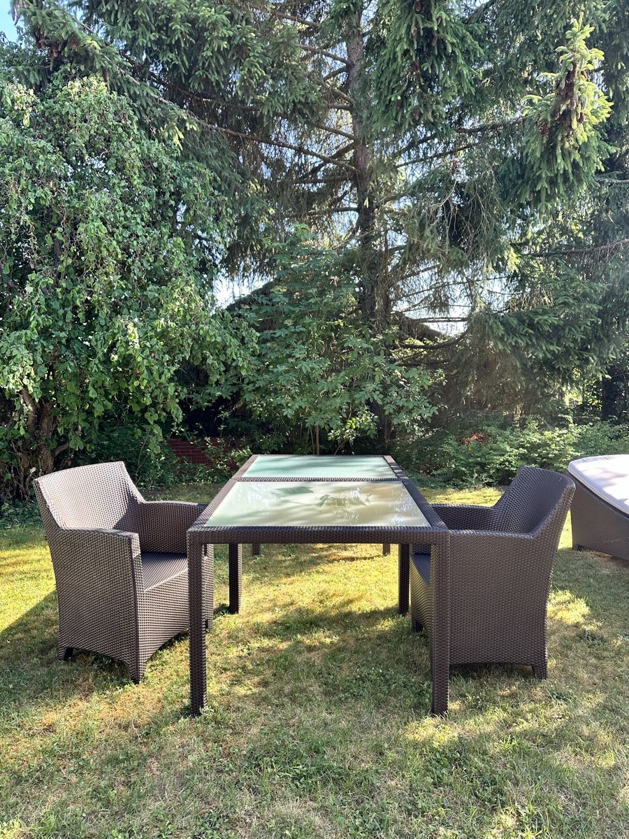 Dedon Set di tavolo e panche: Original Dedon Furniture Set – Usato da Uhwiesen venduto da CelineDior 1