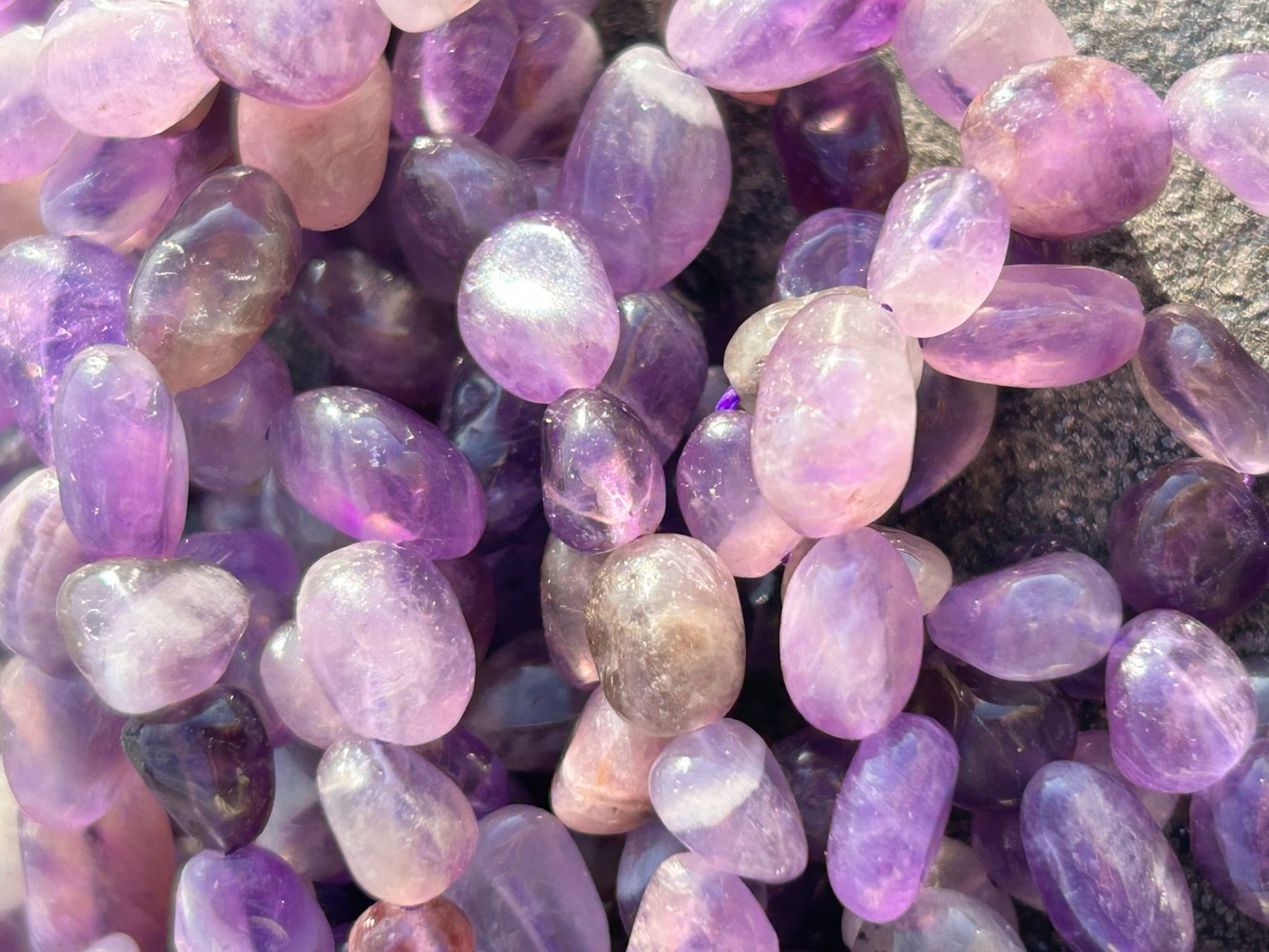 Pietre preziose: Strang echte dream amethyst 6-8 mm – Nuovo e nell'imballaggio originale da Niederrohrdorf venduto da Ytobi 2