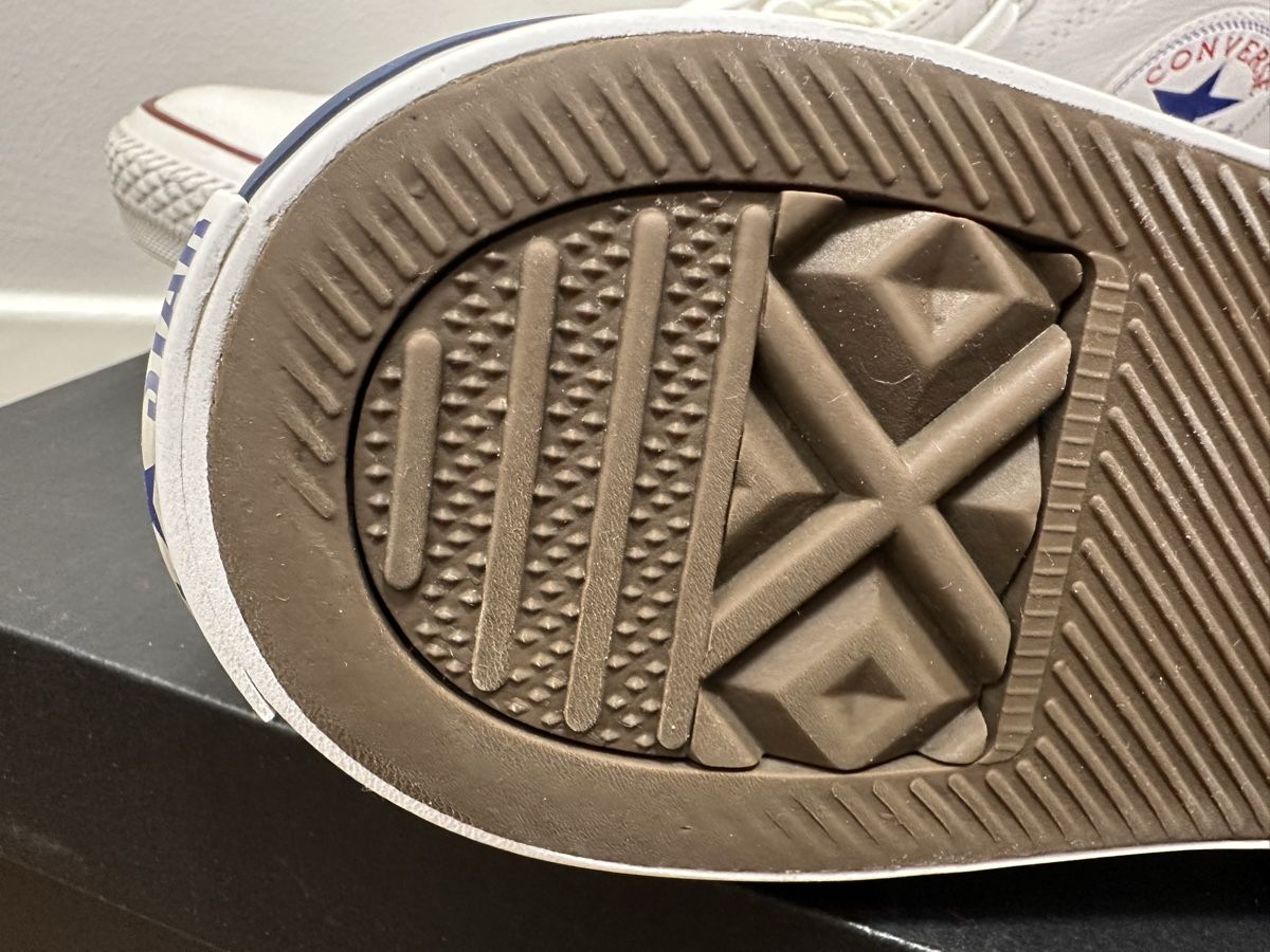 Converse Scarpe da uomo: Converse All Star Leder High Weiss Gr. 45 Top – Usato da Dietikon venduto da Faarai 9
