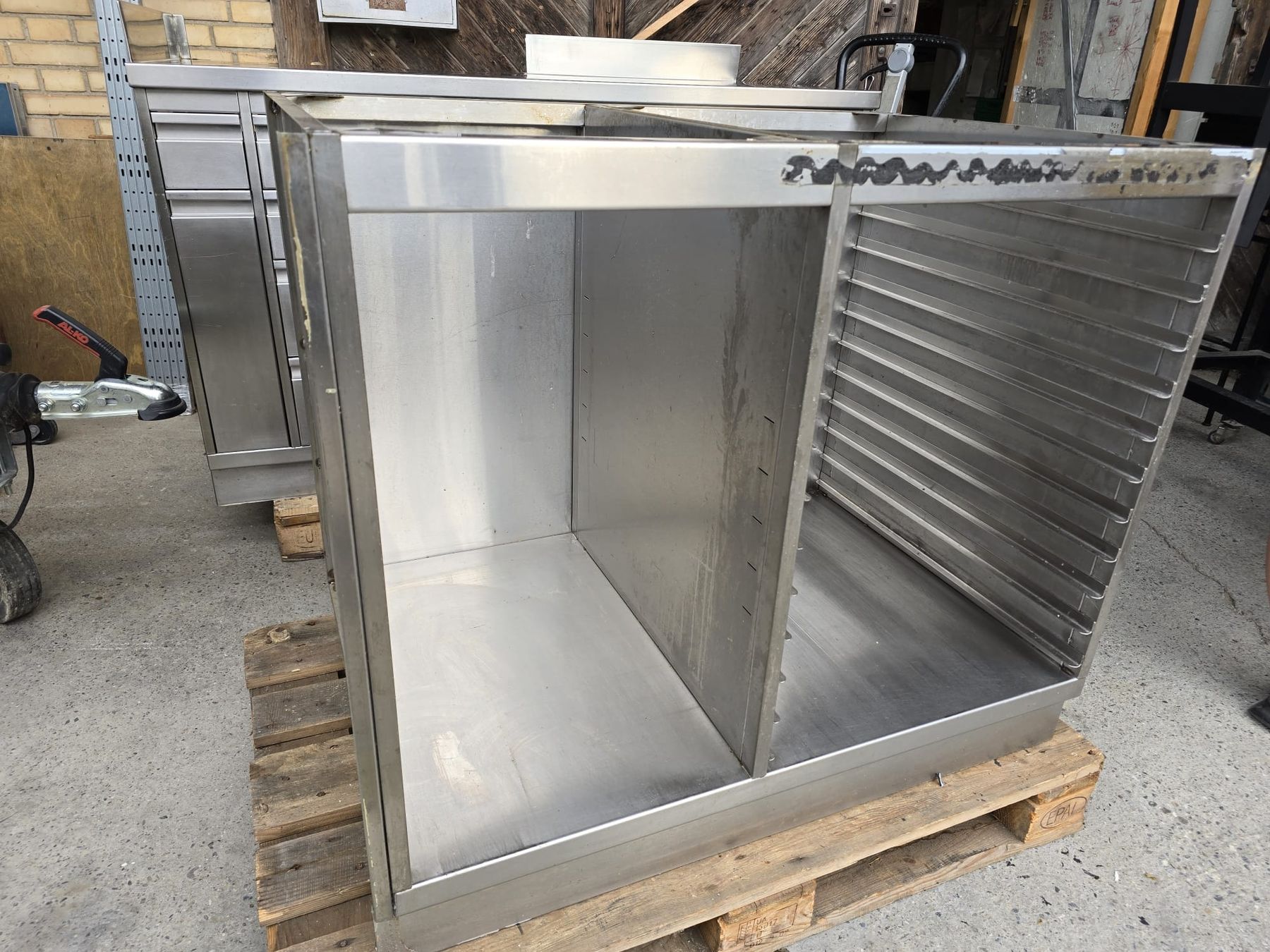 Cucine complete: Edelstahl Gastro Gestell / Schrank #563 – Usato da Wuppenau venduto da Gastro-Wuppenau 3