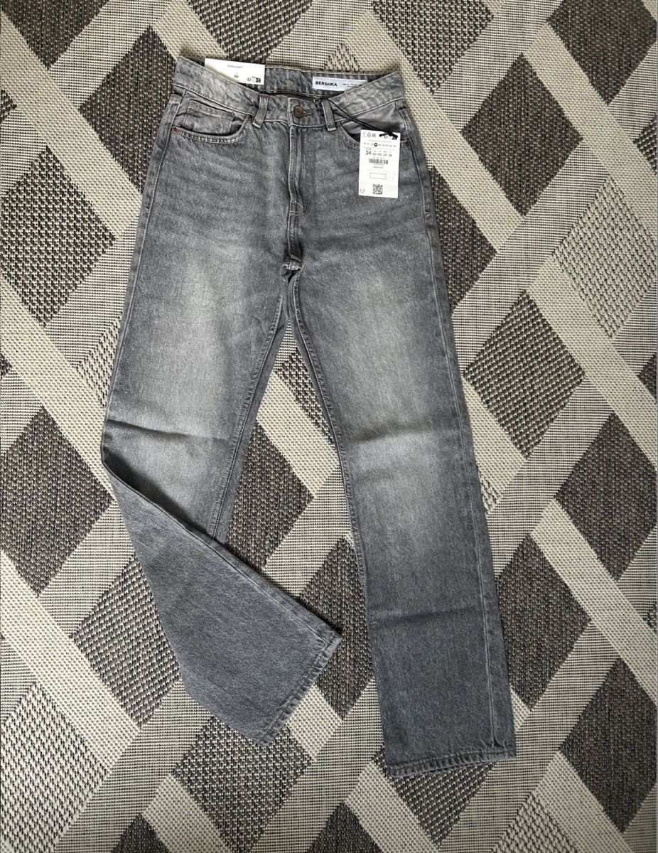 Bershka Jeans: Bershka Jeans – Nuovo e nell'imballaggio originale da Gränichen venduto da ols_6nxf 1
