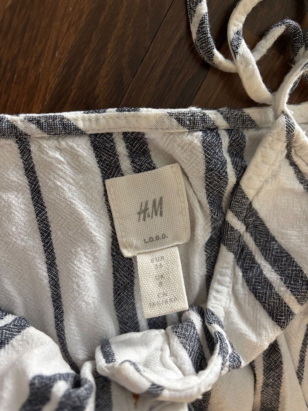 H&M Tute: H&M Jumpsuit gestreift Grösse 36 – Usato da Hinwil venduto da liviipivii 1