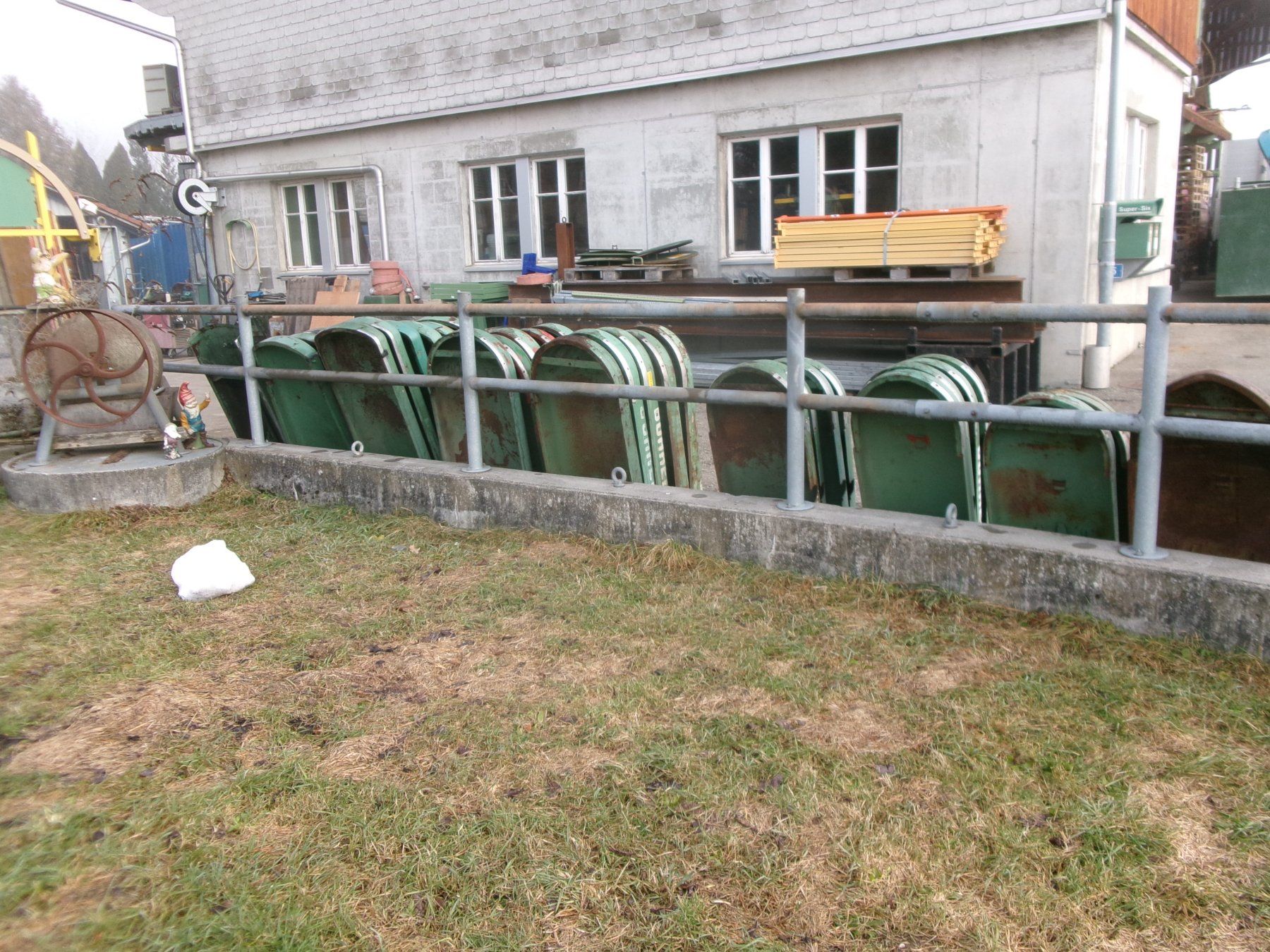 Bührer Trattori: Bührer -Traktoren  - Motorhaube -Deckblech - – Usato da Eschenbach SG venduto da GM-29 7