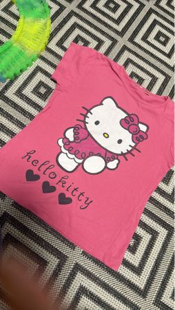Hello Kitty T-Shirt, Gr. 110, für den Sommer!
