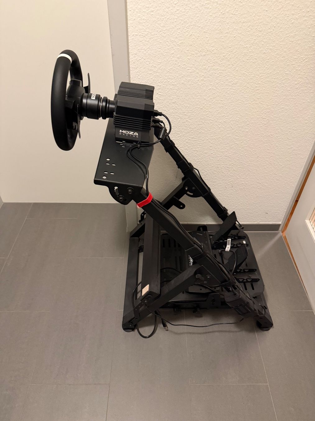 PC: Racing Sim Rig - Moza - Next Level Racing – Usato da Uster venduto da Ledronnie 2