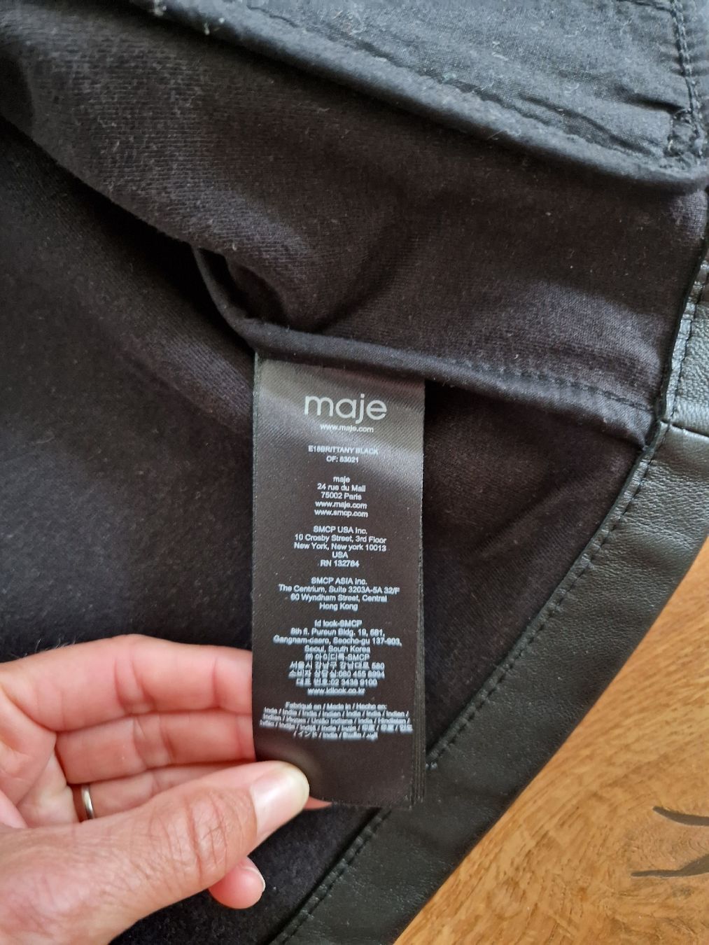 Maje Giacche: NEUE Maje Crop Lederjacke 100% Lammleder – Nuovo (secondo la descrizione) da Eschenbach SG venduto da SanFranciscoCalifornia 3