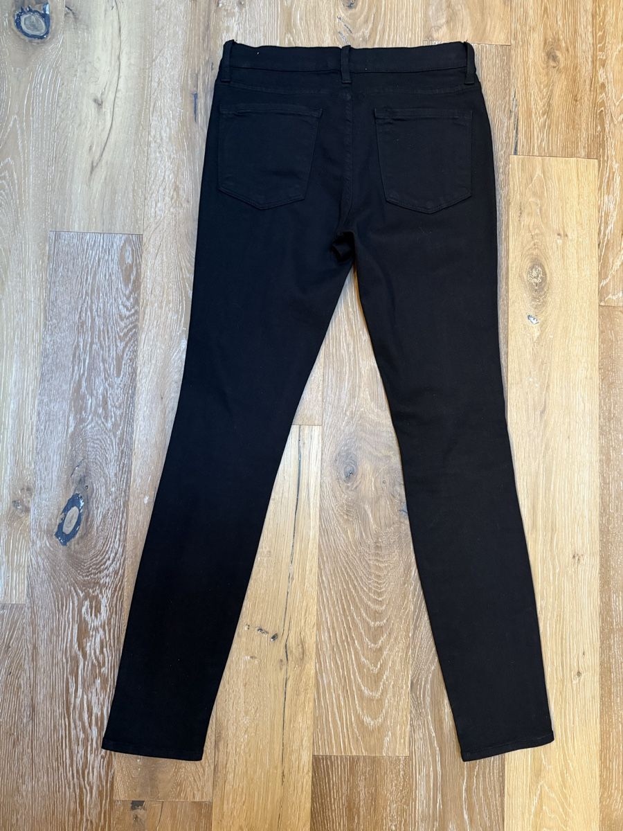 Jeans: Great black FRAME denim jeans. 26” – Gebraucht aus Grund b. Gstaad von PlageNeigeplus 5