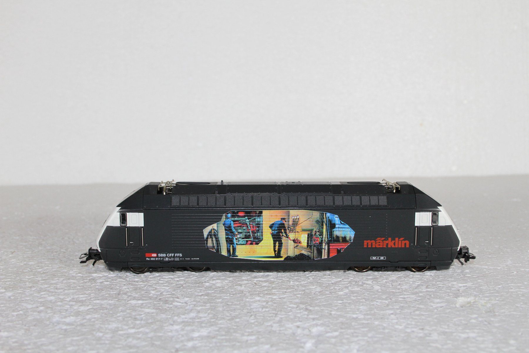 Märklin Modellini di ferrovie: Märklin SBB Re 460 Dummy E-Lok Heizer – Usato da Triesen venduto da gleis8 2