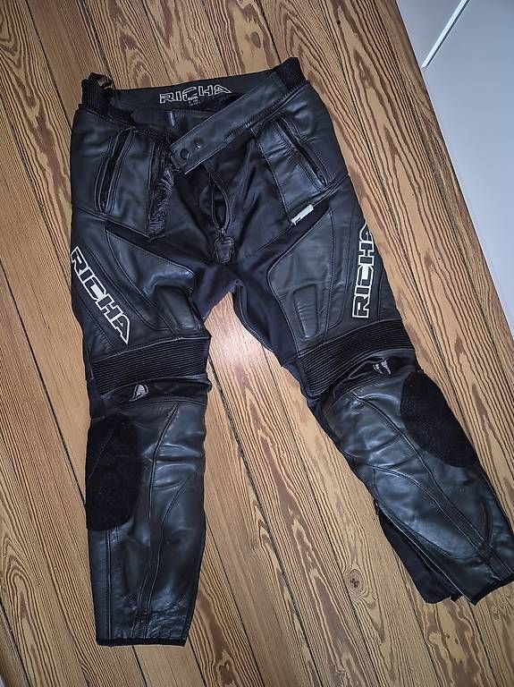 Pantaloni: Richa - pantalon de moto – Usato da Genève venduto da dep_d7ph
