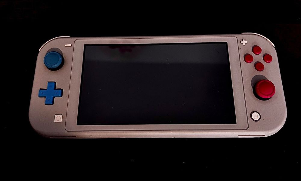 Nintendo switch lite Zacian and Zamazenta Edition Kaufen auf Ricardo