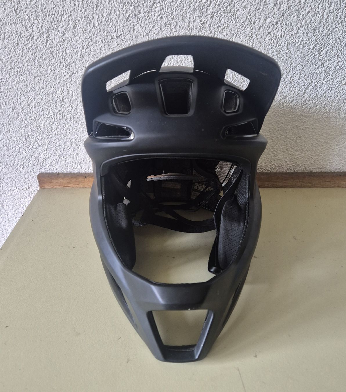 Specialized Caschi: Specialized Gambit Helm – Usato da Scharnachtal venduto da fredperry01 1
