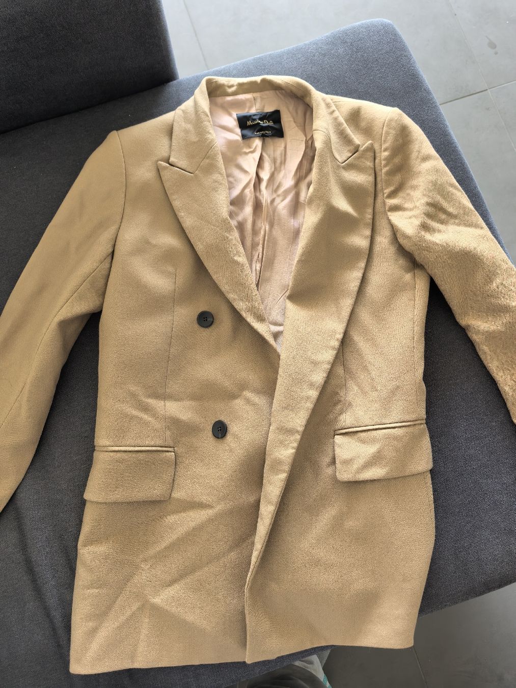 Massimo Dutti Vestes: Massimo Dutti Blazer, Size 8, beige / camel brown, spring – D'occasion à Düdingen par its_sjd2