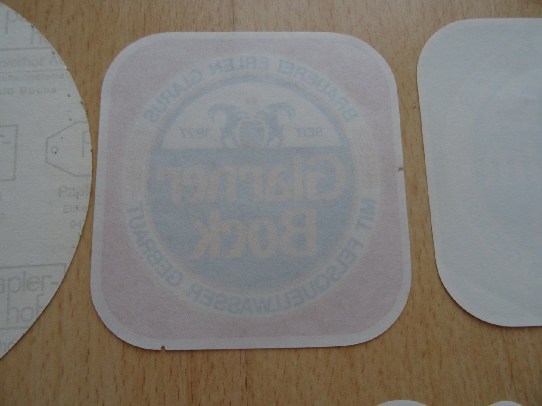 Verres, cruches & bouteilles: Ein Posten mit div. Bier Etiketten Glarner Bier etc. – Neuf (Voir description) à Lupfig par Hubi64 4