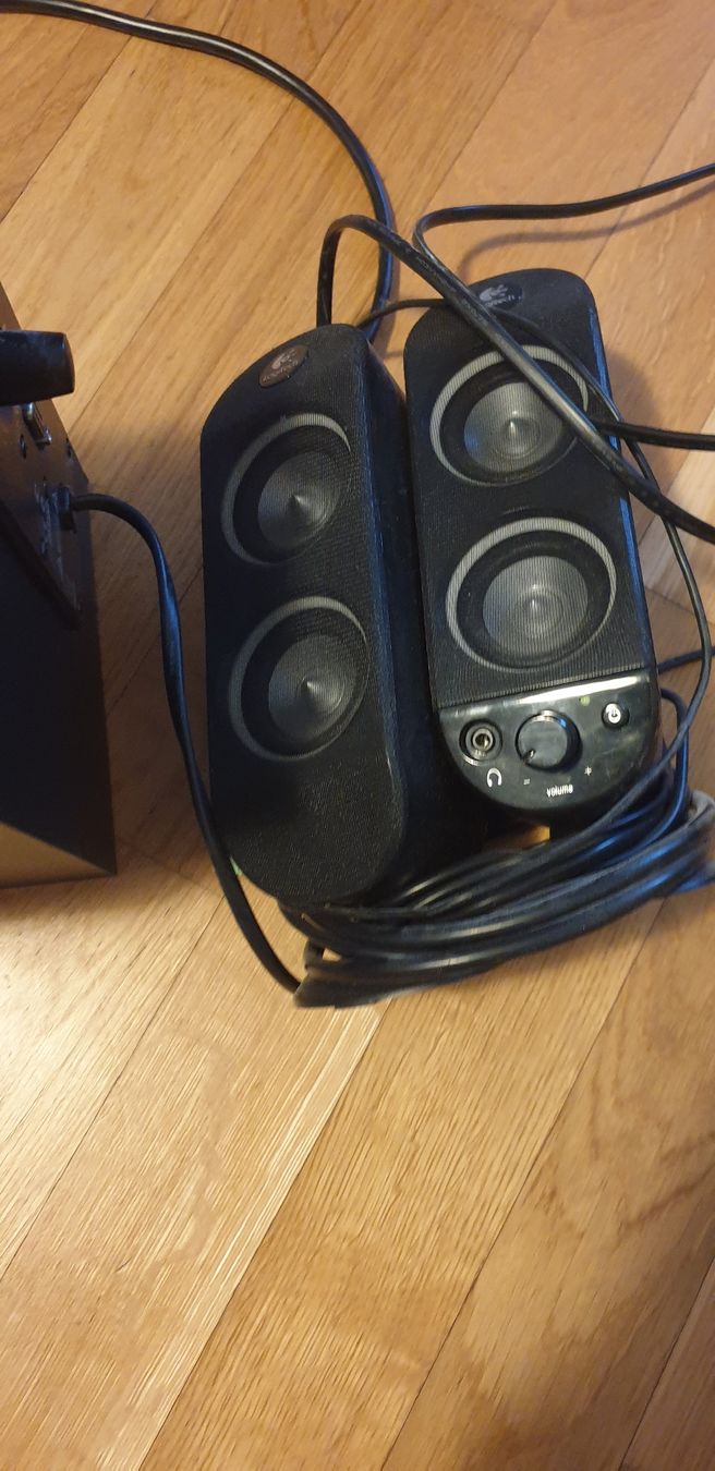Logitech Casse acustiche: Lautsprecher Logitech X-230 System schwarz gebraucht – Usato da Rottenschwil venduto da paw_8rdy 3