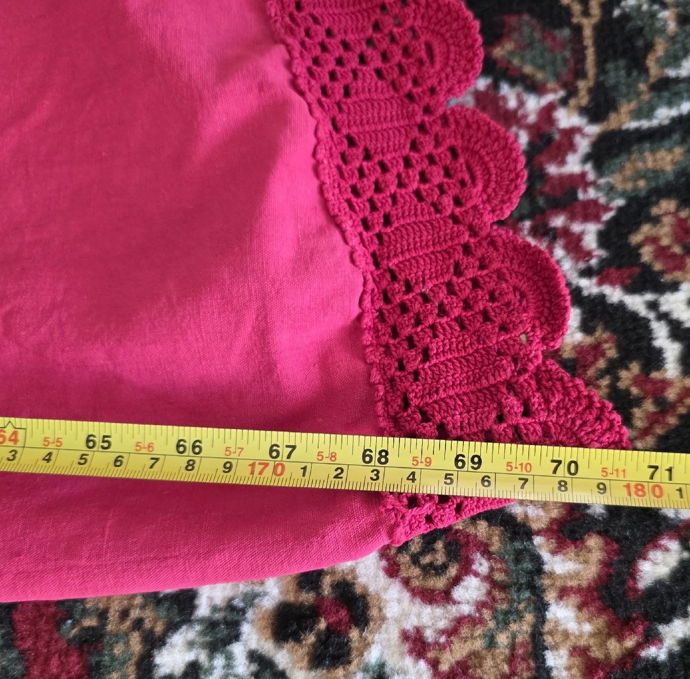 Tessuti: Runder Tischdecke pink mit gehäkelter Borte Baumwolle – Usato da Rheinsulz venduto da Gilea 4