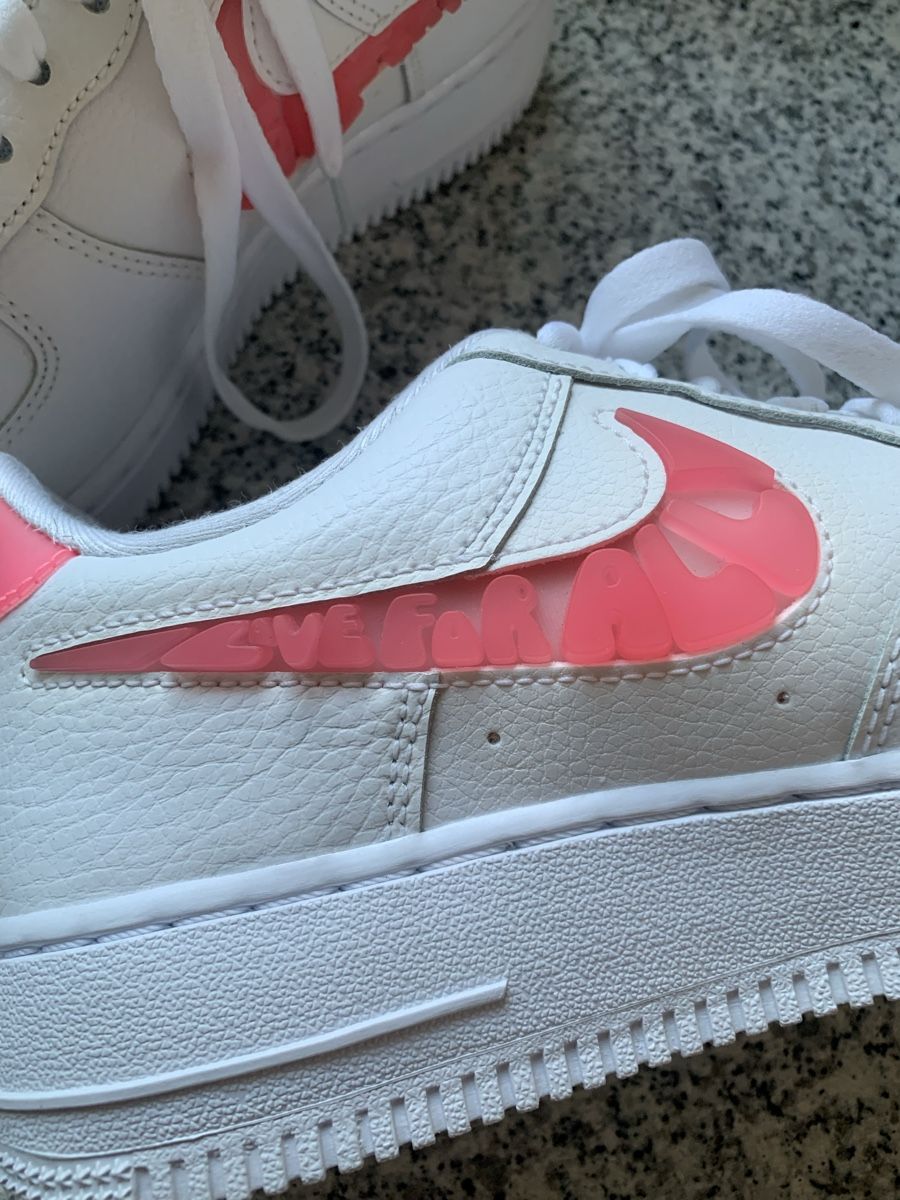 Nike Damenschuhe: Nike Airforce Valentinstag Edition Gr.39  – Gebraucht aus Ellikon an der Thur von Bali1999 1