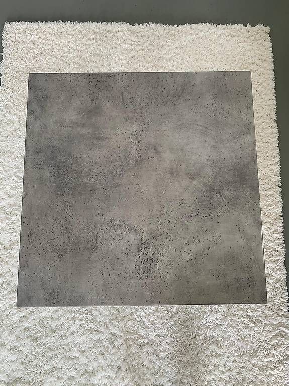 Tavoli: Salon Tisch Beton-Optik – Usato da Dulliken venduto da Hushii 1
