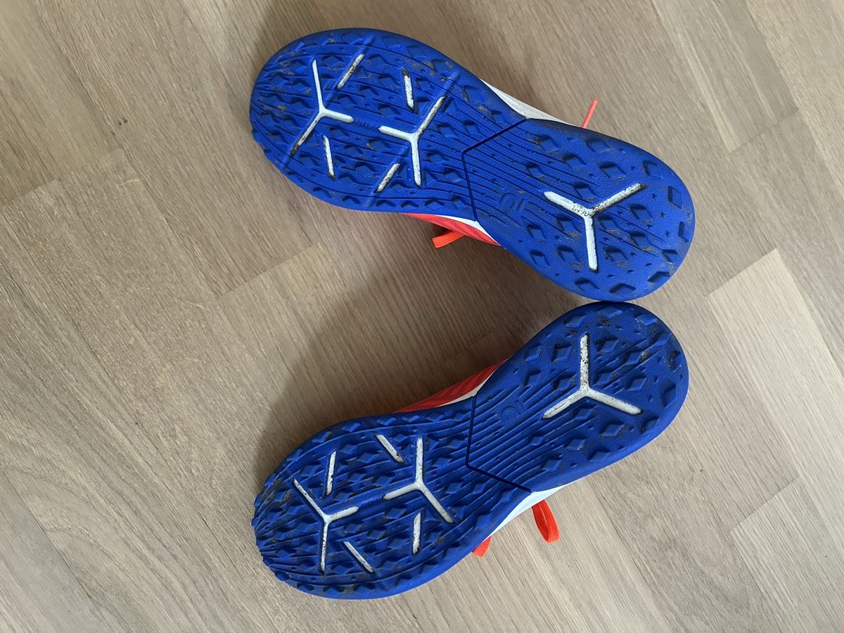 Decathlon Scarpe per ragazzi: Fussballschuhe Gr. 35 Kipsta – Usato da Tägerwilen venduto da NoRaq 4