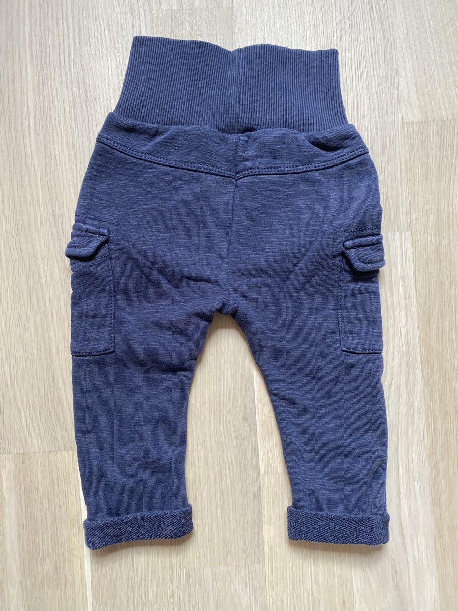 S.Oliver Pantaloni: Hose Baby Junge Gr.68 – Usato da Schaffhausen venduto da lauralala123 1
