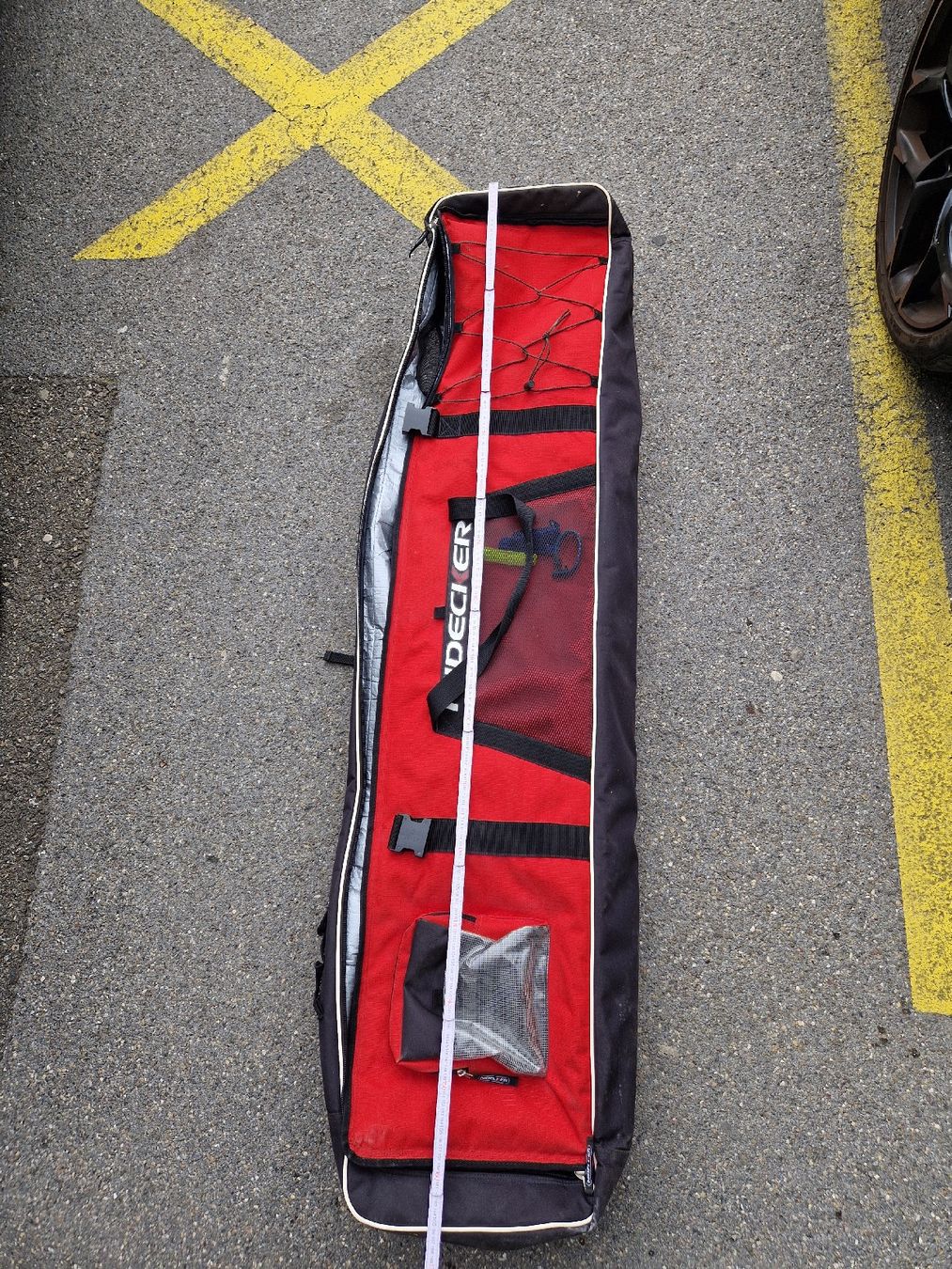 Taschen: Snowboardtasche inkl.Snowboard – Gebraucht aus Wittenbach von garbis