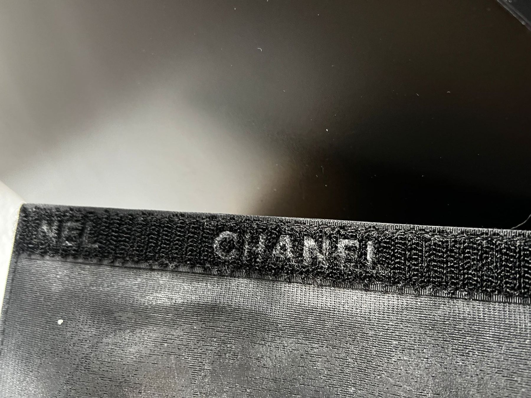 Chanel Custodie per cosmetici: CHANEL Make-up Tasche Organizer mit Box – Usato da Winterthur venduto da Dejv 3