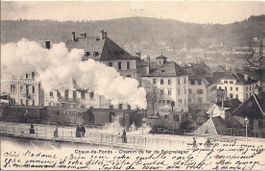 CHAUX - de - FONDS, train sur le pont du manège