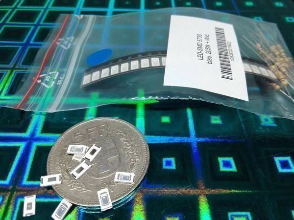 Componenti elettronici: LED-SMD 5730 blau 20Stk + Wid. – Nuovo (secondo la descrizione) da Luzern venduto da Salefactory 1