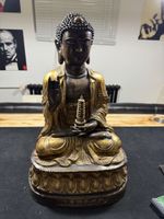 Grosser Buddha aus Bronze aus Tibet, mit 18K Gold Anstrich