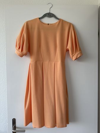 Frühlingskleid Gr 36 / pfirsichfarbe